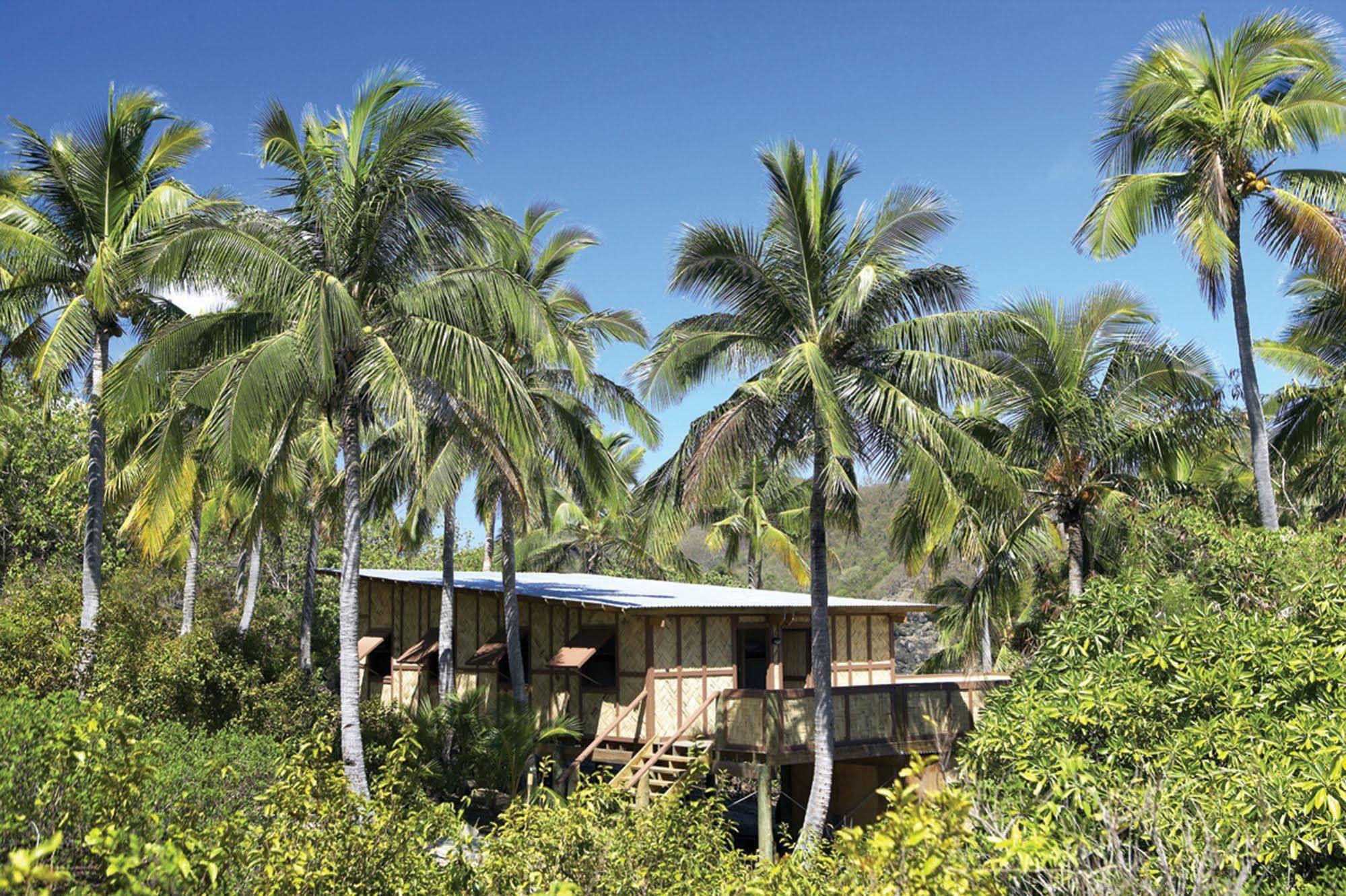 มานทาเรย์ไอซ์แลนด์รีสอร์ท Nanuya Balavu Island ภายนอก รูปภาพ